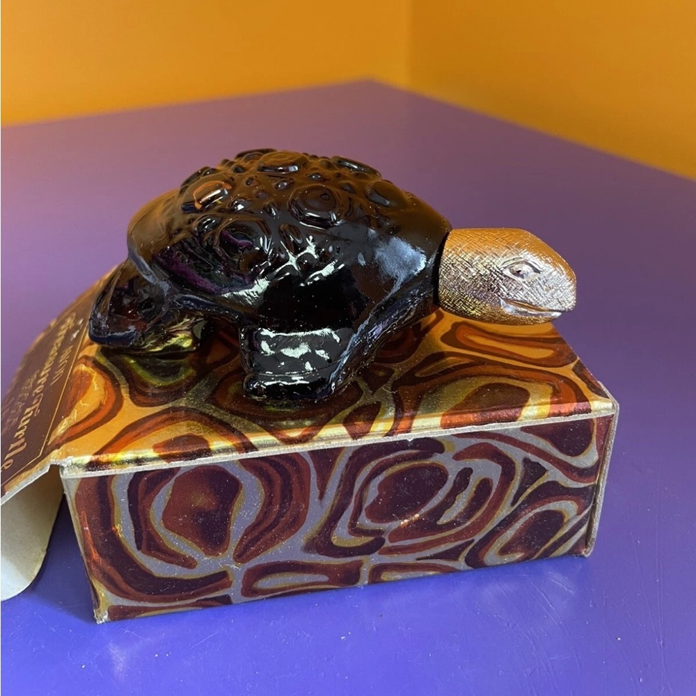 Vintage Avon Treasure Turtle Brocade Cologne - New in a box RARE HTF